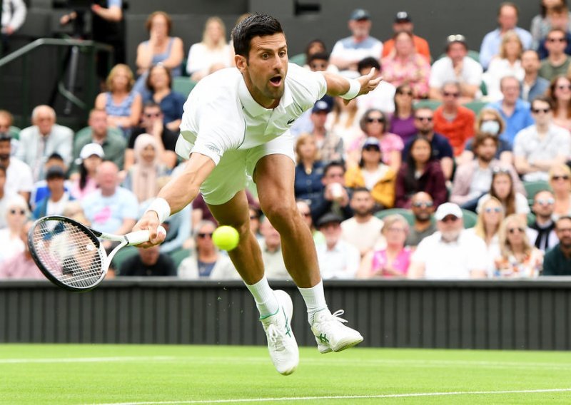 Uporni je Korejac na startu Wimbledona uspio uzeti set Novaku Đokoviću, ali više od toga nije mogao...