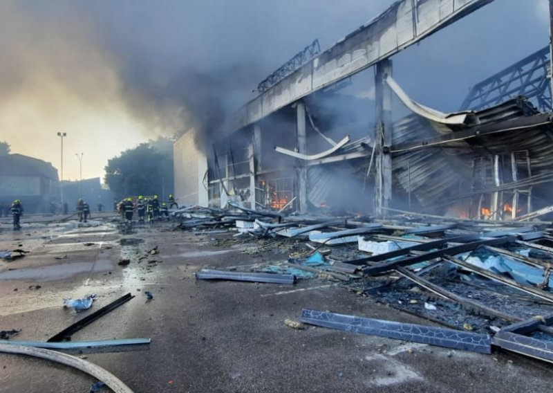 Guverner Luhanska: Osmero ubijenih u ruskom granatiranju Lisičanska