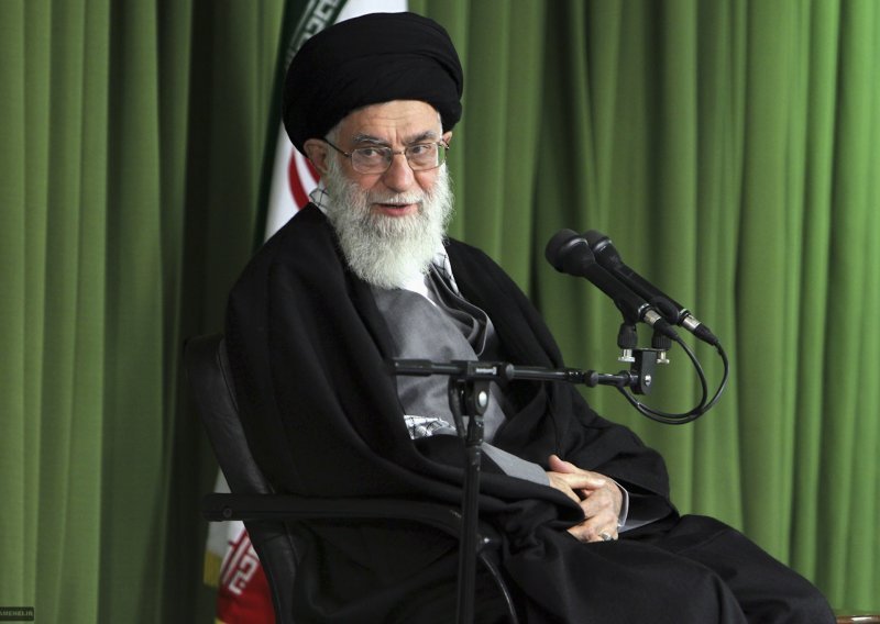 Uoči izbora iranski vođa upozorio na 'urotu Zapada'