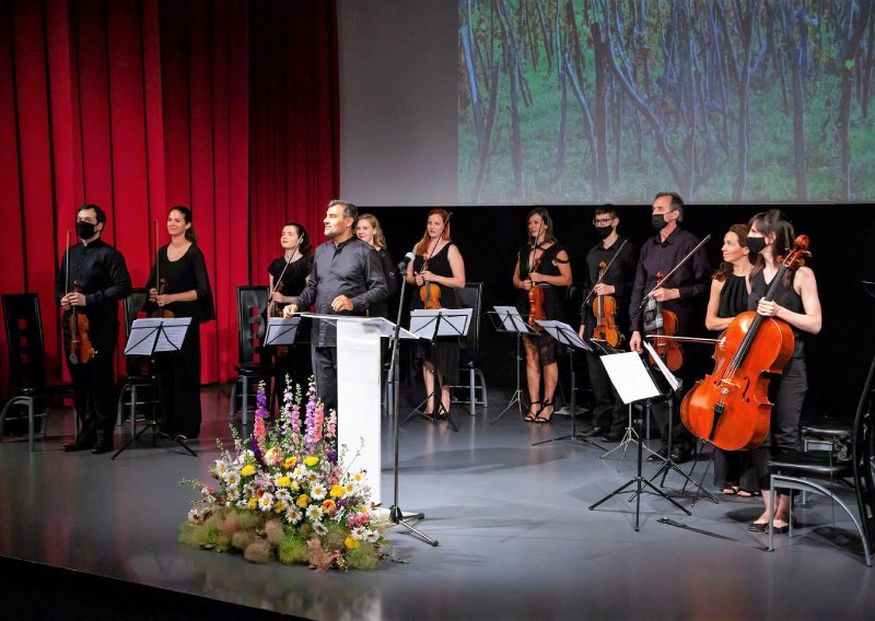 Vrhunski komorni orkestar turnejom po Hrvatskoj obilježava deset godina postojanja