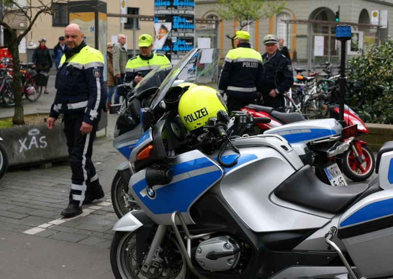 Užas u Bonnu: Pronađena ljudska glava ispred zgrade njemačkog suda