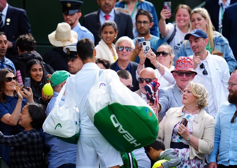 Velika senzacija u Wimbledonu, je li moguće da je izgubio od 112. igrača svijeta? U trećem kolu Srbin na Srbina