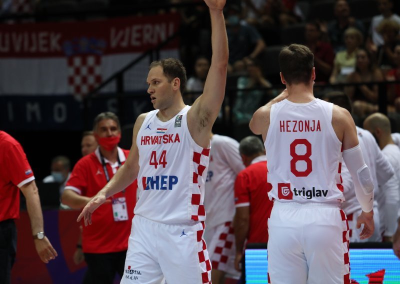 [FOTO] Hrvatski košarkaši doživjeli težak poraz u Ljubljani; Bogdanović, Zubac i društvo posve razočarali protiv Slovenije