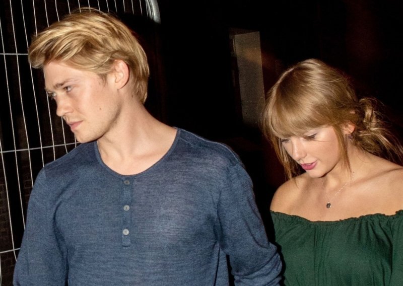 Taylor Swift u potpunoj tajnosti zaručila se za svog dugogodišnjeg dečka
