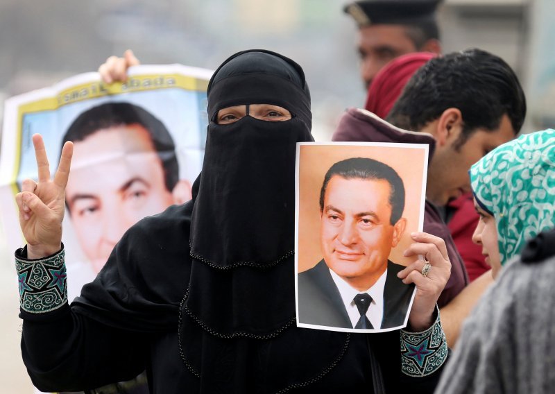 Egipatski sud oslobodio Mubaraka za ubojstva prosvjednika