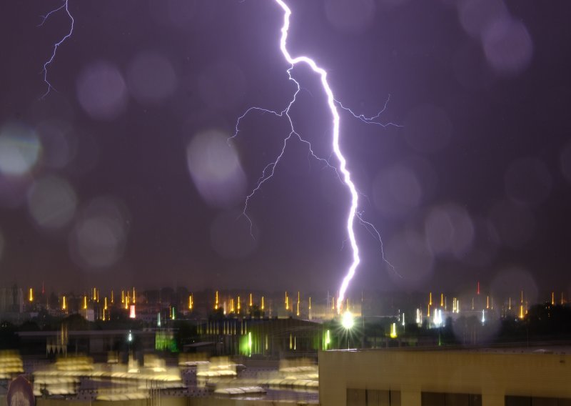 I danas grmljavinsko nevrijeme, posebno u Slavoniji. Pogledajte kako će biti u ostatku zemlje