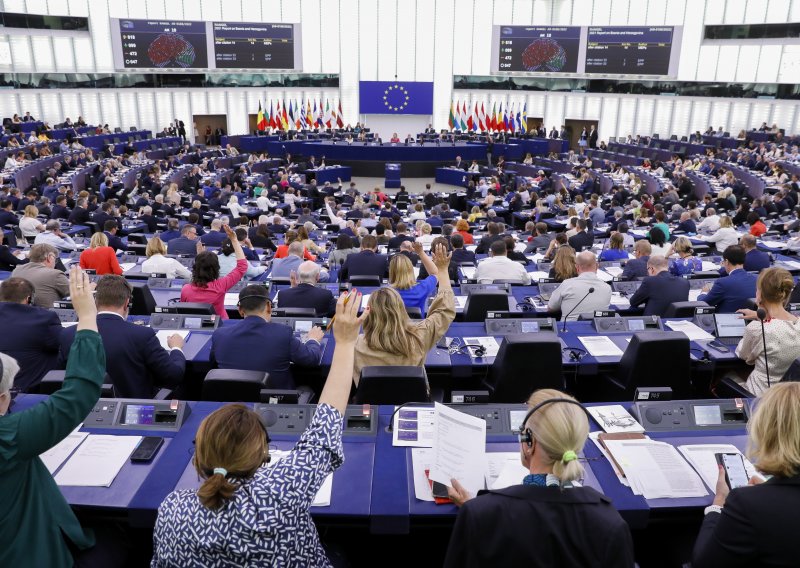 Europarlamentarci žustro o članstvu Kosova u EU: Vjerojatno će još neko vrijeme ostati samo potencijalni kandidat