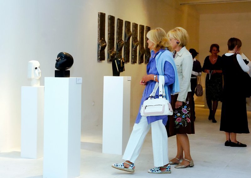 Putujuća izložba hrvatskih kipara otvorena u Zagrebu
