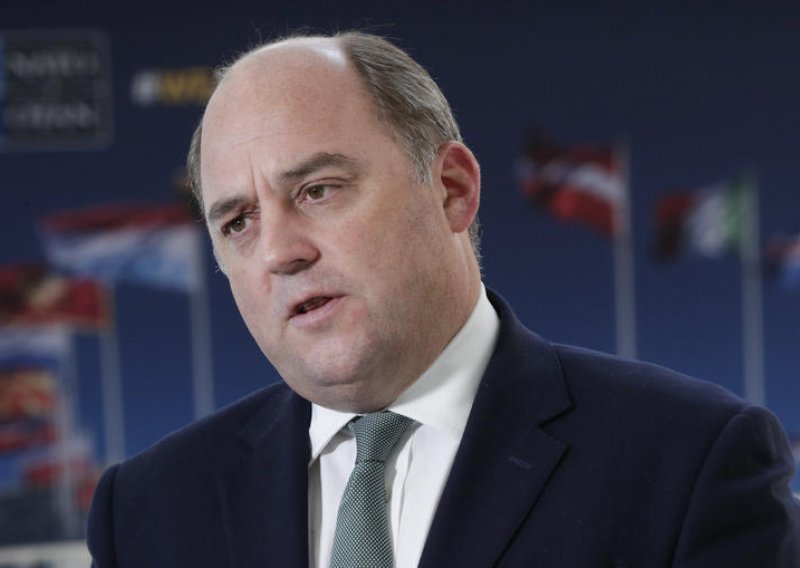 Ministar obrane Wallace ne ulazi u utrku za čelnika Konzervativne stranke