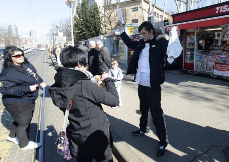 Ostojić traži istragu zbog privođenja prosvjednika u Savskoj 66