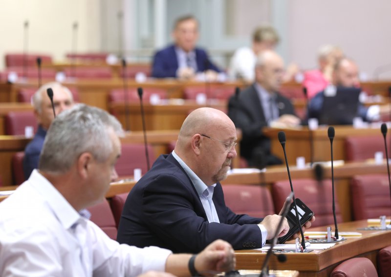 Sabor u dnevni red uvrstio pitanja o povjerenju Primorcu i Butkoviću, rasprava će se održati u četvrtak