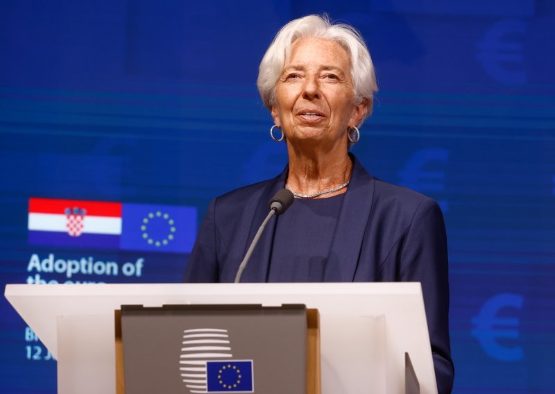 Lagarde: Euro će u Hrvatskoj ublažiti posljedice krize