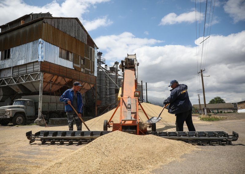 Turska, Rusija i Ukrajina sastat će se s UN-om radi sigurnog izvoza ukrajinskih žitarica