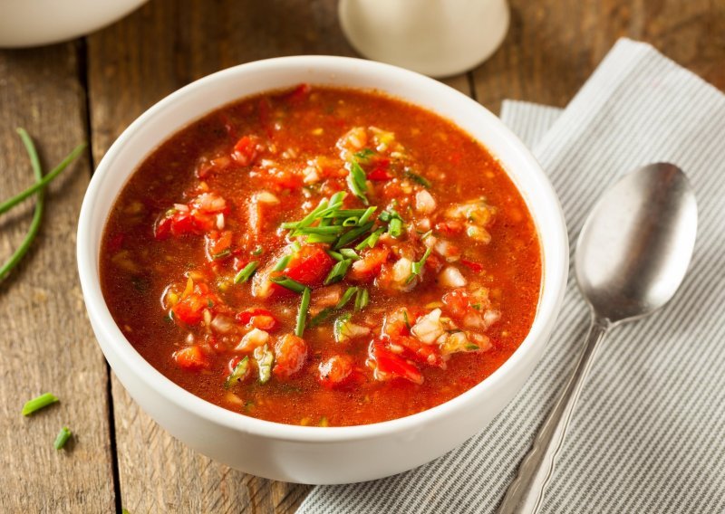 Ako ljeti ne jedete gazpacho, ne znate što propuštate: Španjolci tradicionalno uživaju u aromatičnoj, dobro ohlađenoj juhi koja se ne kuha