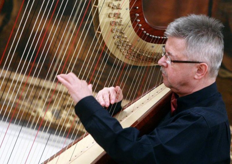 Rumunjski prvak filharmonije otvorio je Prvi festival harfe