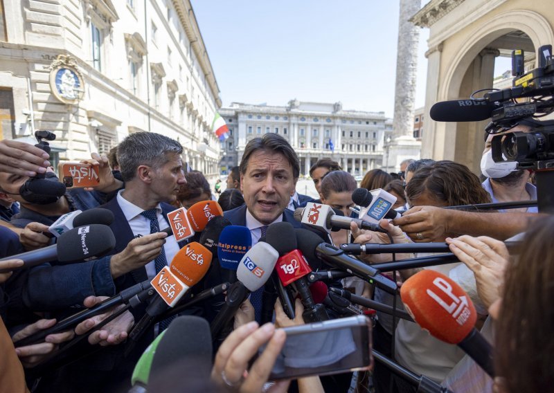 Politička kriza u Italiji: Pet zvijezda traži od Draghija da odgovori na njihove zahtjeve stranke