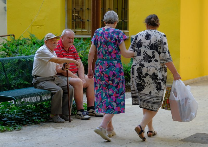 Prosječna hrvatska mirovina je među najnižima u EU, a raste broj umirovljenika s minimalcem