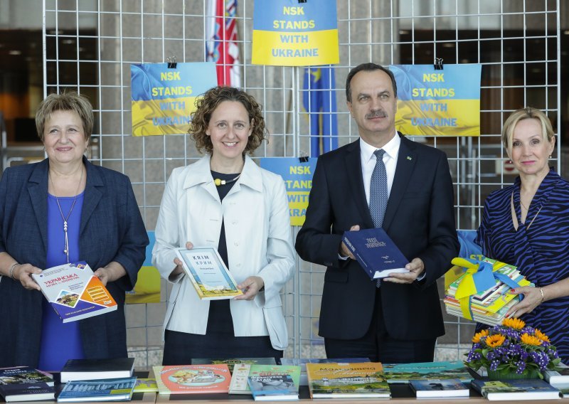 Obuljen Koržinek: Dostupnost knjiga pomaže u integraciji ukrajinskih izbjeglica