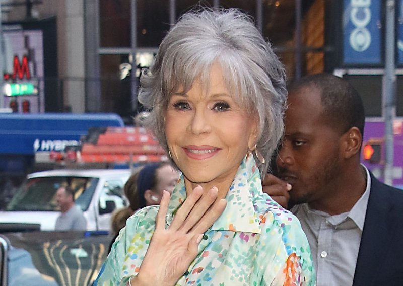Tko bi joj dao 84 godine? Legendarna Jane Fonda oduševila izgledom i vitkom figurom