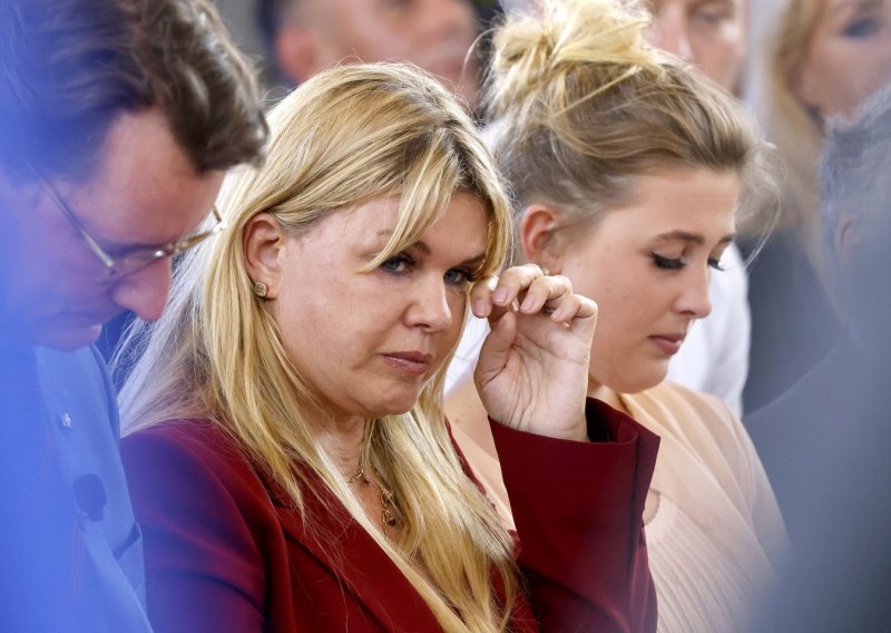 Optužili su je da laže o njegovom stanju: Supruga Michaela Schumachera nije mogla zadržati suze