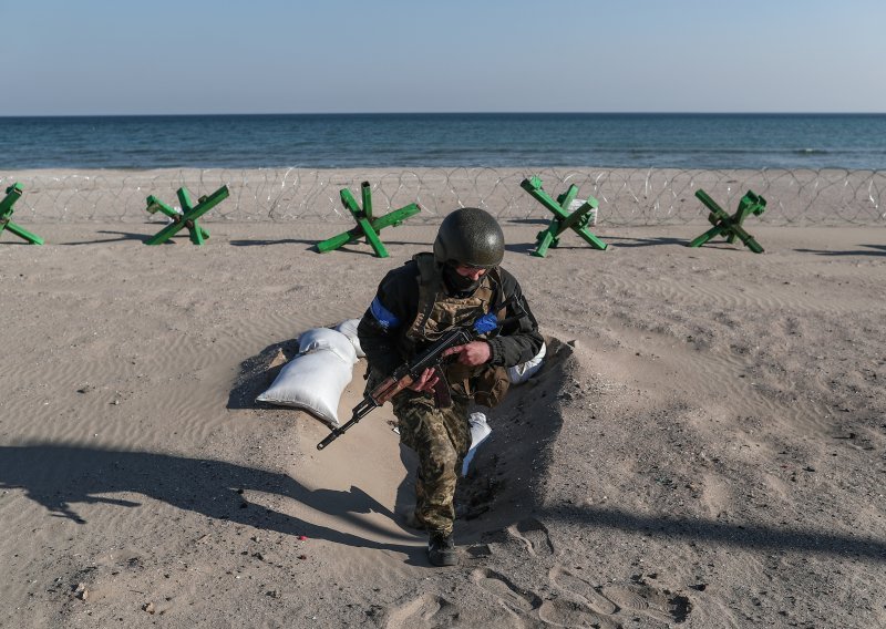 Rusko ministarstvo objavilo da je meta napada na luku Odesu bilo oružje isporučeno iz SAD-a