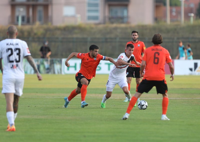 [VIDEO/FOTO] Gorica i Šibenik odigrali 'nulu'; domaćin zabio u završnici, ali se oglasio VAR; pogledajte poništeni gol, presudili su milimetri