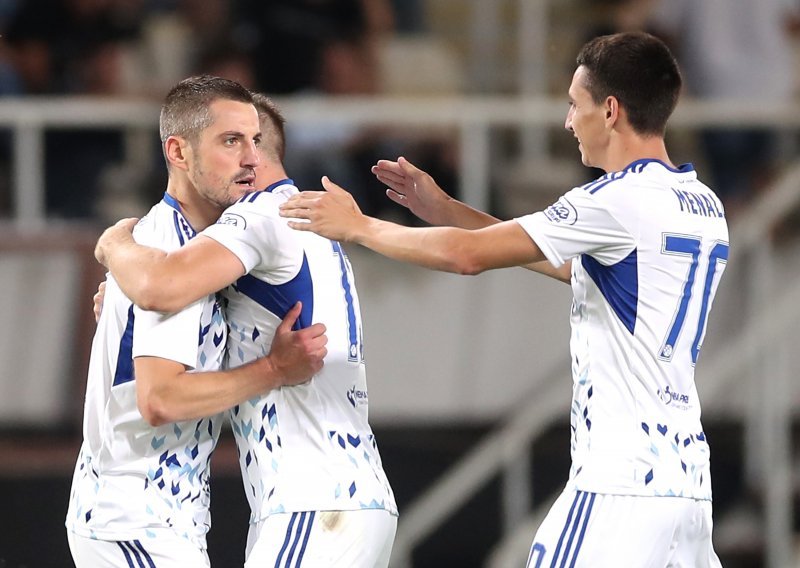 [FOTO] Dinamov san o Ligi prvaka i dalje živi; 'Modri' slavili u Skoplju, a neugodnom Škupiju presudio je Arijan Ademi