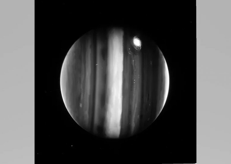 Pogled prema susjedstvu: Teleskop James Webb snimio je blistavu stranu Jupitera