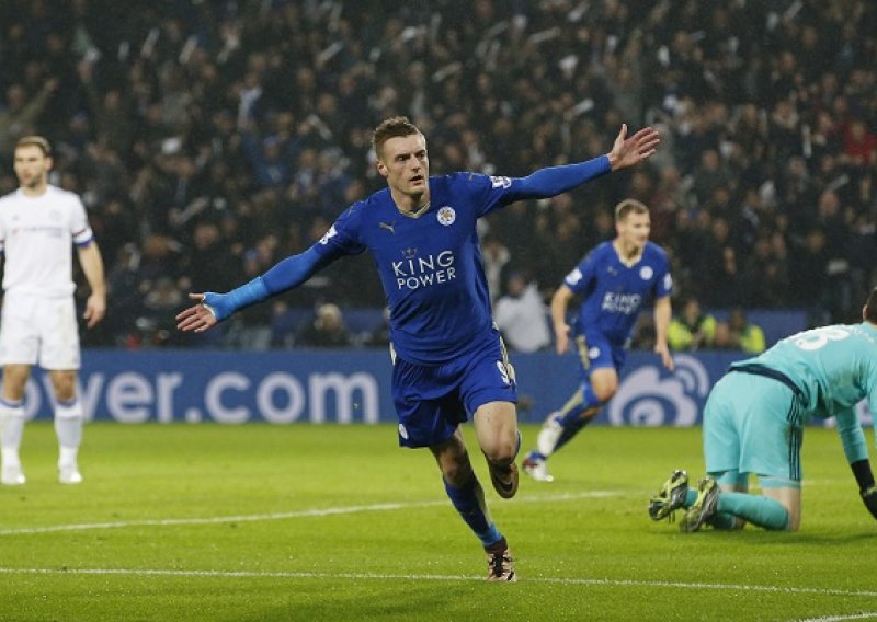 Leicesterovo čudo se nastavlja; novi poraz Chelseaja