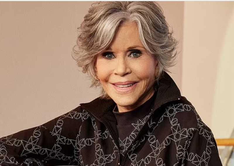 Jane Fonda u 85. zablistala u novoj sportskoj kampanji za H&M