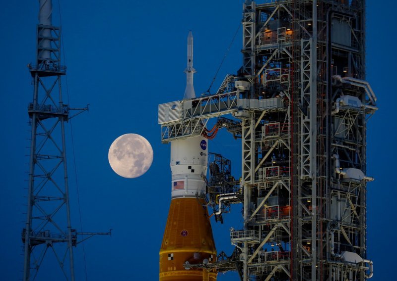 NASA: U subotu novi pokušaj lansiranja divovske rakete nove generacije prema Mjesecu