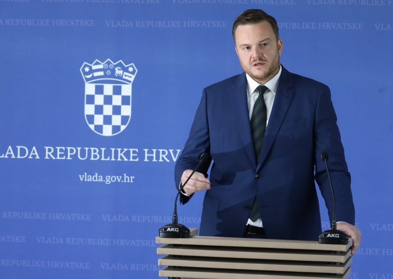 Ministarstvo financija izdalo 1,1 milijardu kuna vrijedne trezorce, zabilježen rekordni višak likvidnosti