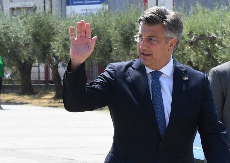 Plenković izrazio sućut Morawieckom povodom nesreće poljskog autobusa