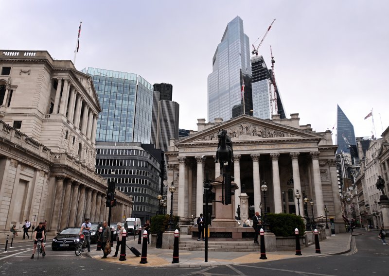 Britanska središnja banka digla kamatne stope najviše u zadnjih 27 godina