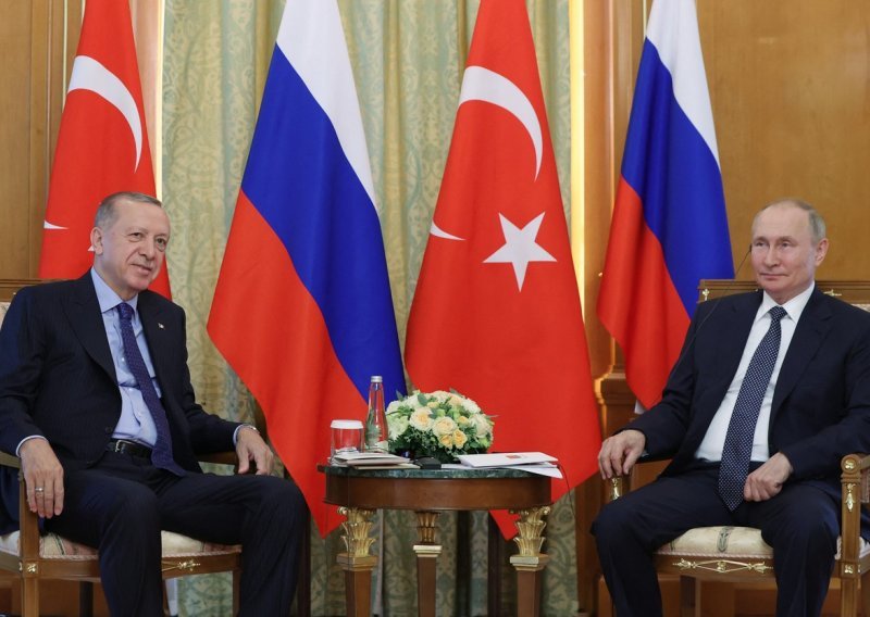 Sastali se Putin i Erdogan: EU treba zahvaliti Turskoj na nesmetanom tranzitu plina na europsko tržište