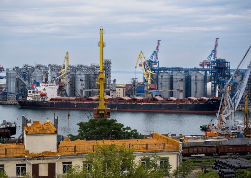 Nakon upozorenja UN-a da svijetu prijeti glad: Četiri teretna broda s hranom isplovila iz Ukrajine