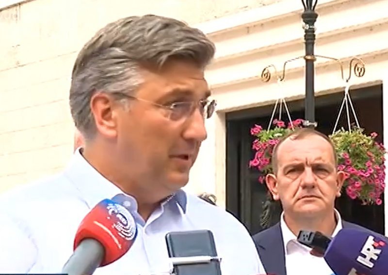 Plenković najavio značajno pojeftinjenje goriva, komentirao smrt Matijanića i požar na Hvaru