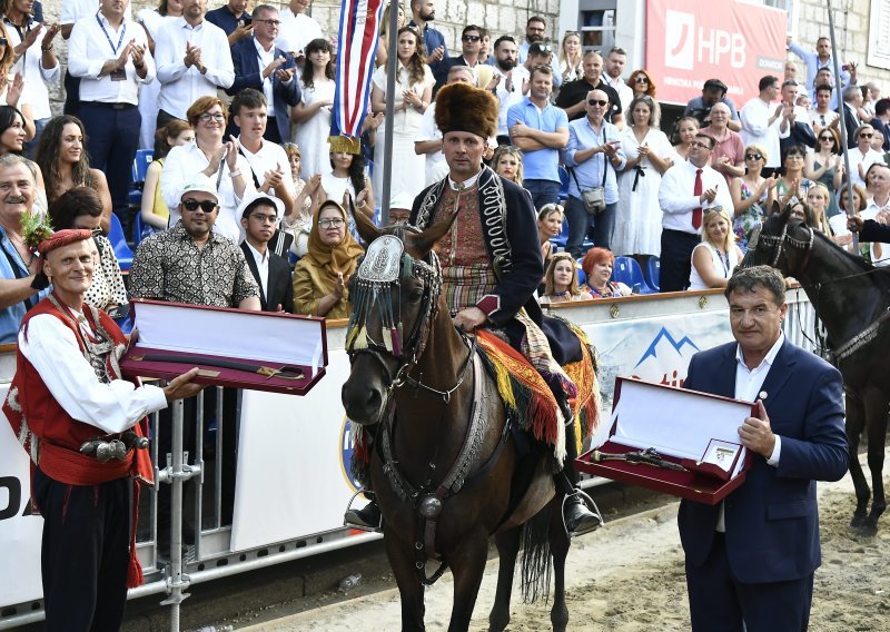 [VIDEO/FOTO] Frano Ivković slavodobitnik 307. Alke