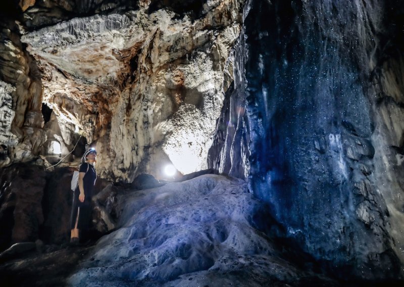 Speleolozi u jamama na Velebitu zapazili ubrzano topljenje leda
