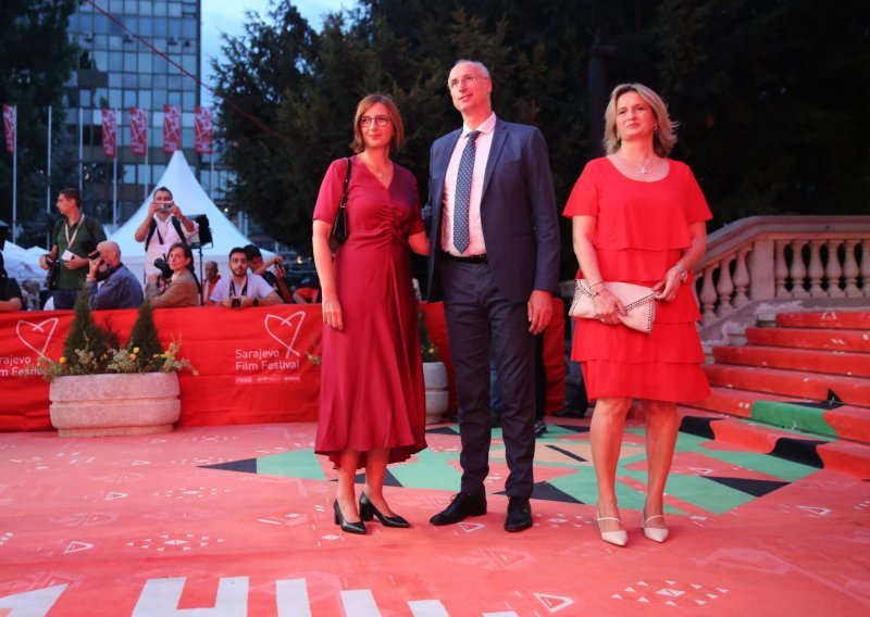 Otvoren Sarajevo Film Festival: Na crveni tepih stigli Ivica i Marijana Puljak