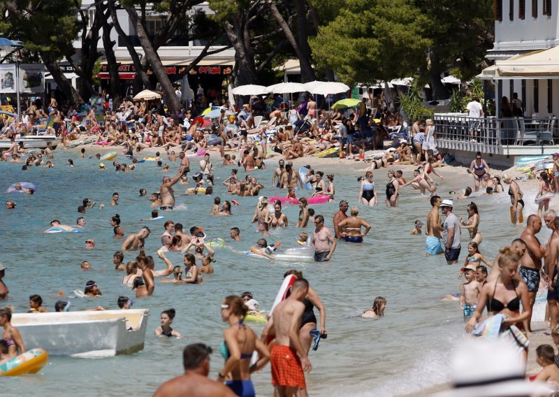 Krao po makarskim plažama pa uhićen