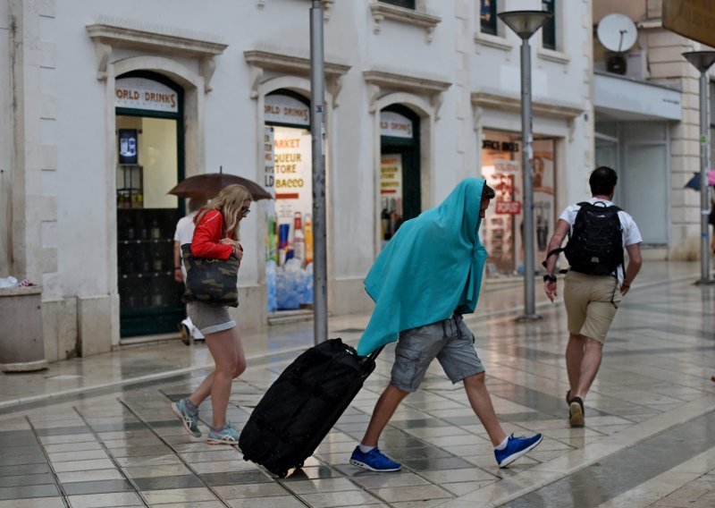 Kiša i danas u Baranji i istočnoj Slavoniji, pogledajte što nas čeka za vikend