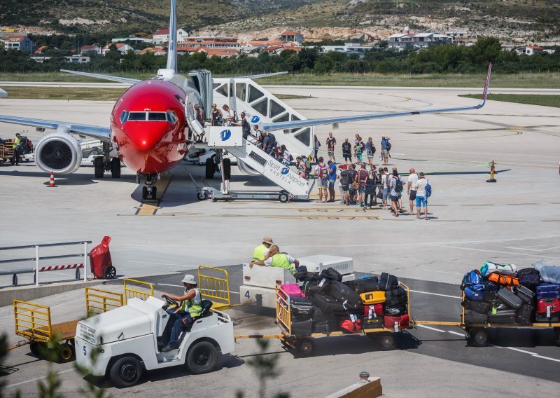 U hrvatskim zračnim lukama u prvom polugodištu 3,32 milijuna putnika