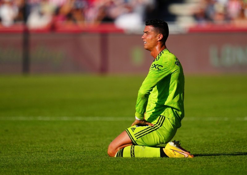 [FOTO] Cristiano Ronaldo i Manchester United doživjeli šamaranje kod 'diva' Brentforda kakvo neće tako skoro zaboraviti; sad su na začelju Premiershipa!