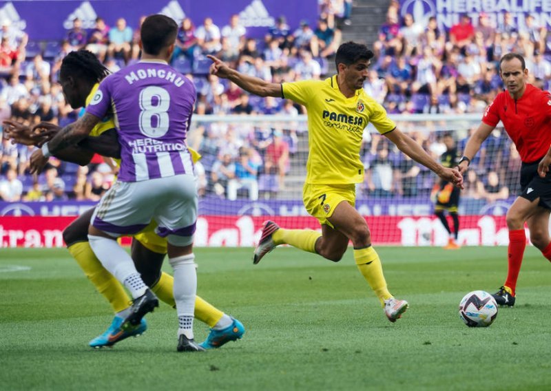 [FOTO] Villarreal uvjerljiv uoči Hajduka; tri gola 'žute podmornice' za sigurnu gostujuću pobjedu