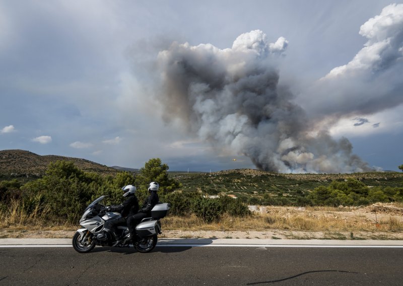 [FOTO/VIDEO] Otkriven uzrok velikog požara kod Šibenika, krivac je - roštilj