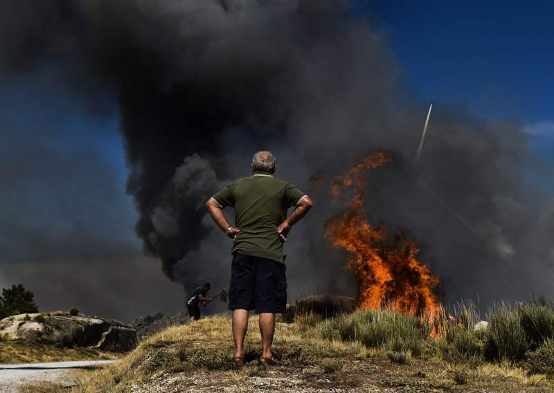 Portugal se priprema za treći toplinski udar: Na snagu stupilo izvanredno stanje, velika opasnost od šumskih požara