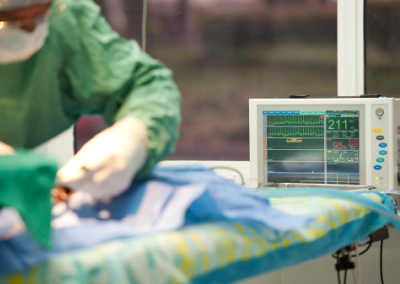 Anesteziolozi odradili tri puta više prekovremenih od dozvoljenog