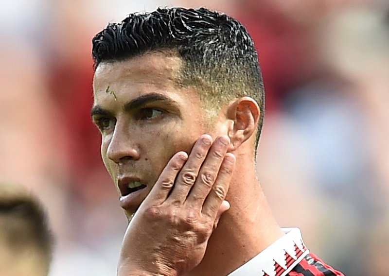 Cristiano Ronaldo dobrovoljno otišao na policiju i objasnio zašto je udario autističnog dječaka; uvjeren da novcem može sve....