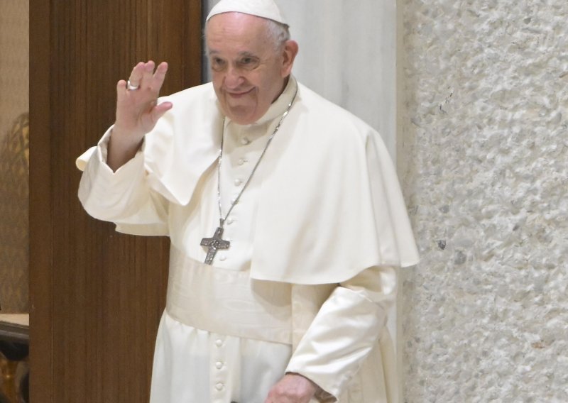 Kina poslala odbijenicu papi Franji: 'Naš predsjednik nema vremena susrest se s vama!'